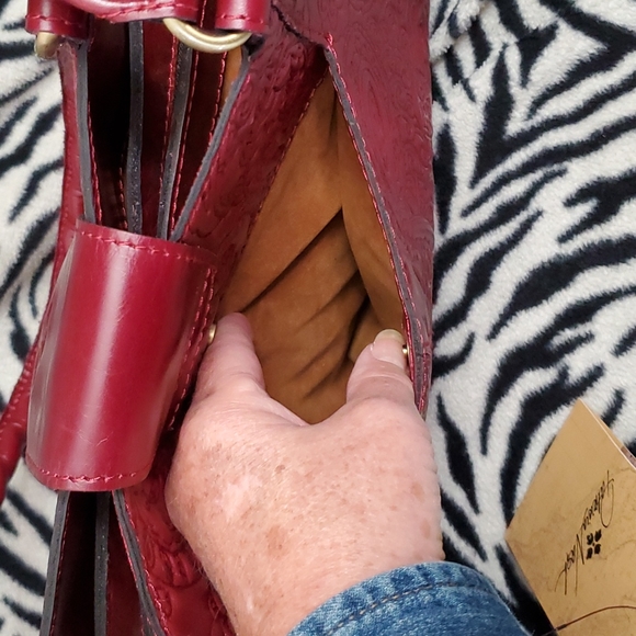 Patricia Nash Raspberry Rienza NWT - Picture 3 of 6